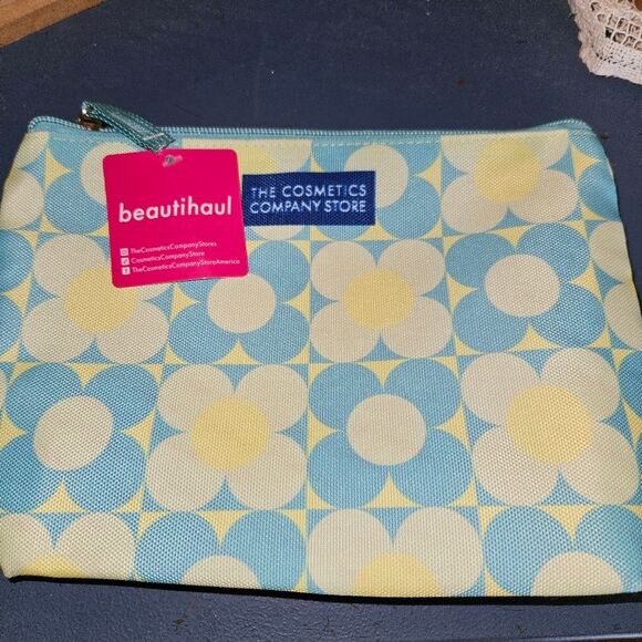 NWT The Company Store “Flowers” Cosmetic Bag / Make-Up Pouch New - Picture 2 of 5